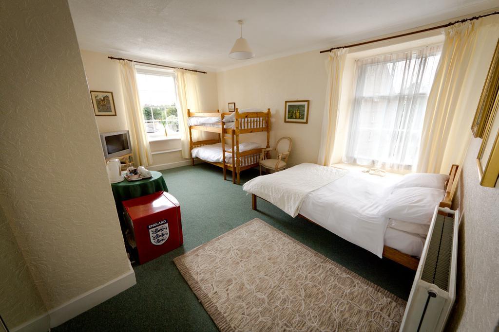 The White Hart Hotel Hayle Room photo